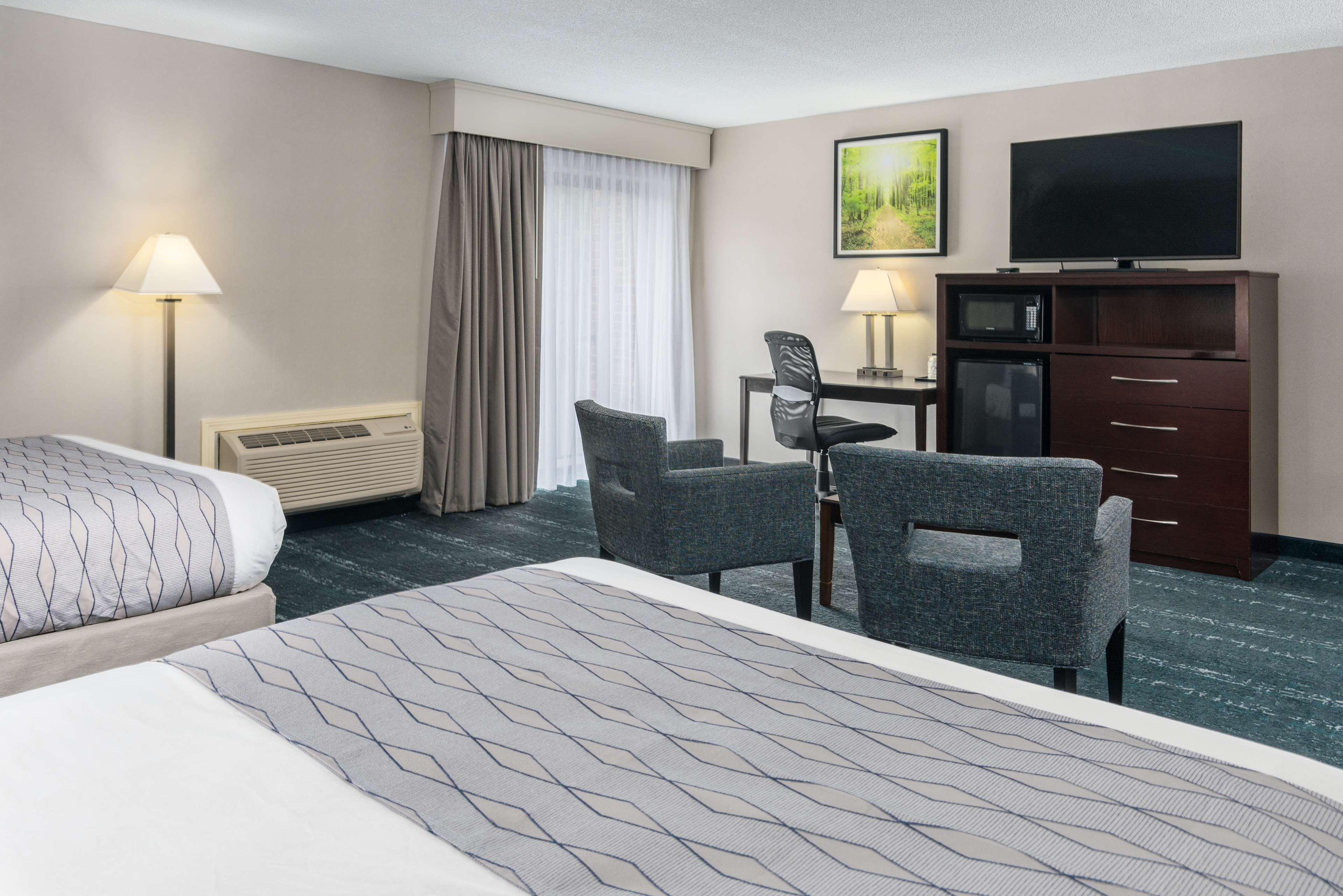 Best Western Plus Keene Hotel Exterior foto
