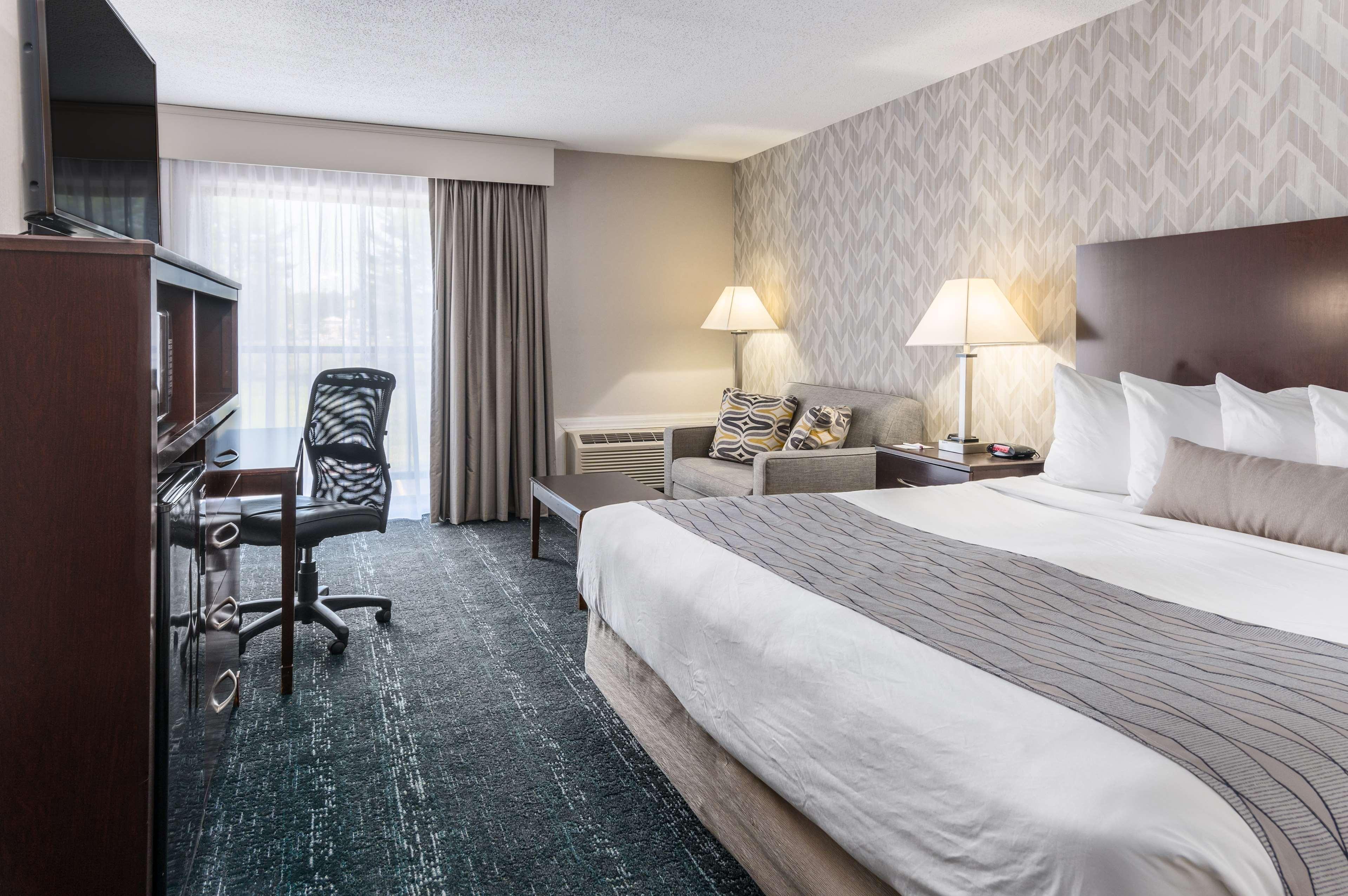 Best Western Plus Keene Hotel Exterior foto